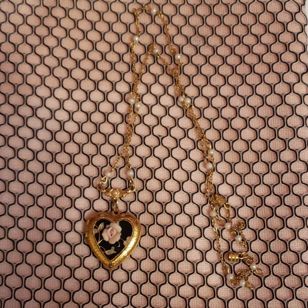 Vintage Locket!